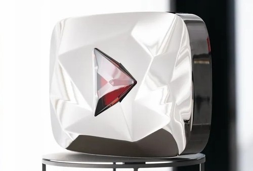 BLACKPINK Achieves 100 Million YouTube Subscribers