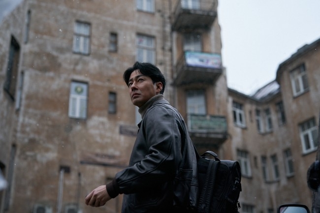 Humint Movie Review: Ryoo Seung-wan, Action Romance