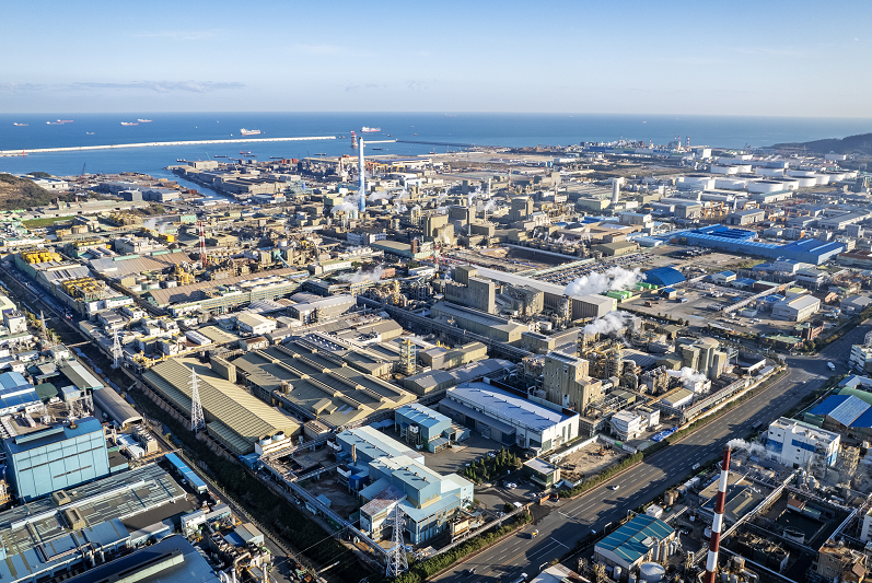 Korea Zinc Rivals Election Earnings Gap