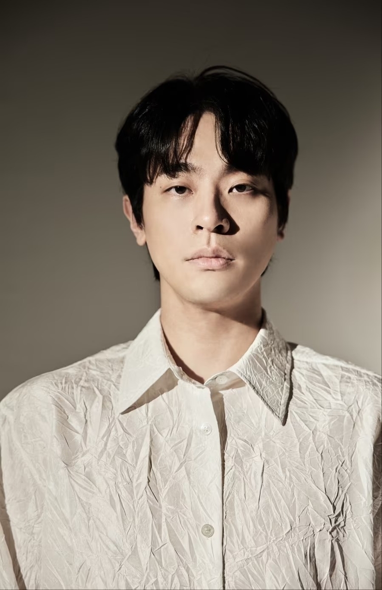 Park Jeong-min Humint Romantic Lead Action Thriller