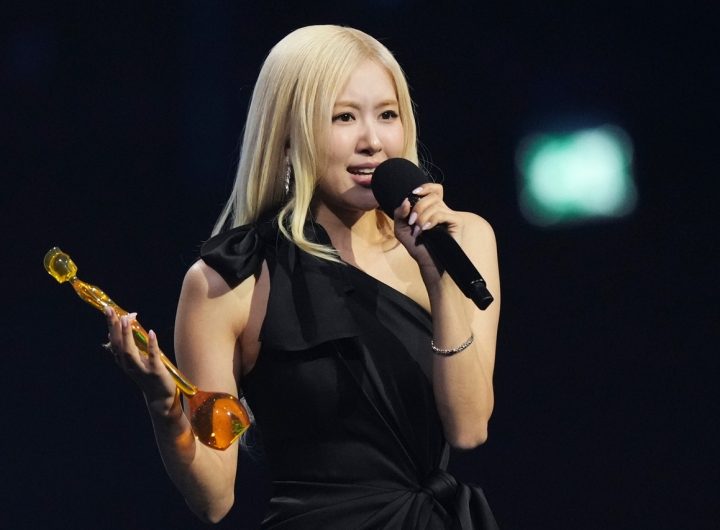 Rose Wins International Song of the Year - 2026 Brit Awards - 'APT'