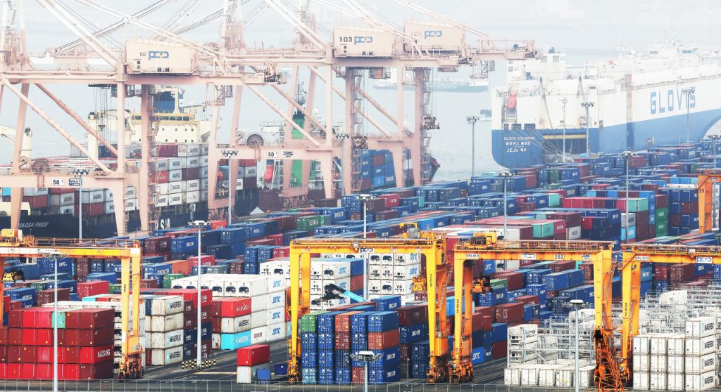 Semiconductor Boom Revives South Korea Business Sentiment