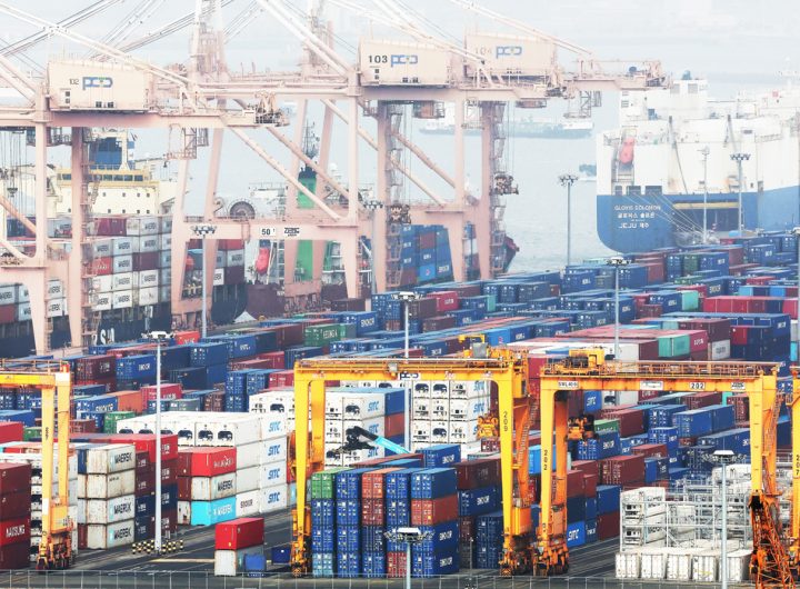 Semiconductor Boom Revives South Korea Business Sentiment