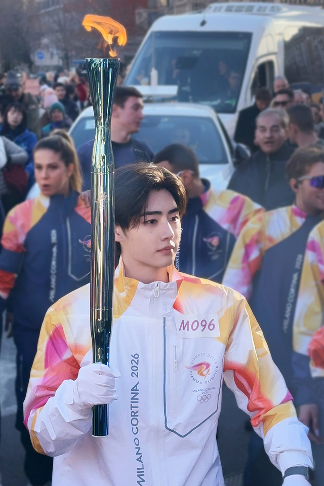 Sunghoon Enhypen Winter Olympics 2026 Torch Relay