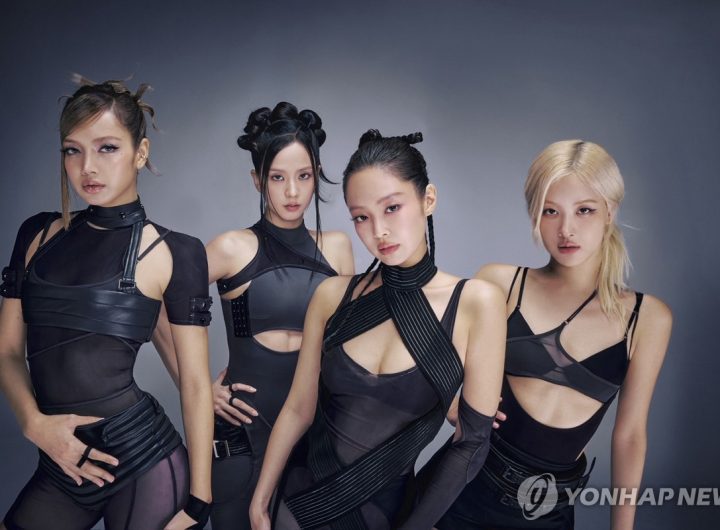 BLACKPINK Deadline Billboard 200 Debut