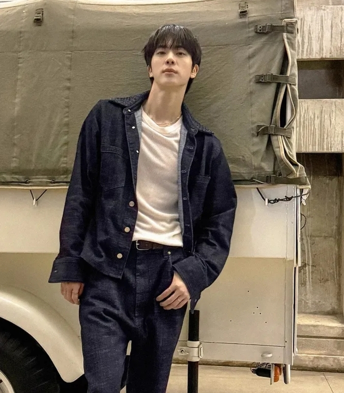 BTS Jin Spotify Streams Echo 1.2 Billion