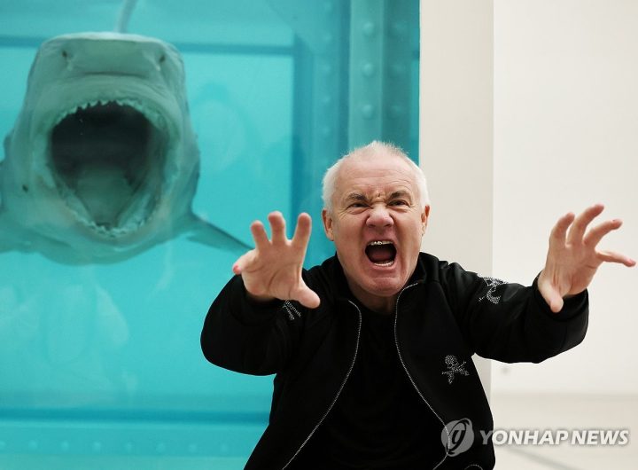 Damien Hirst Retrospective: Shark, Cherry Blossoms, and Four Decades at MMCA