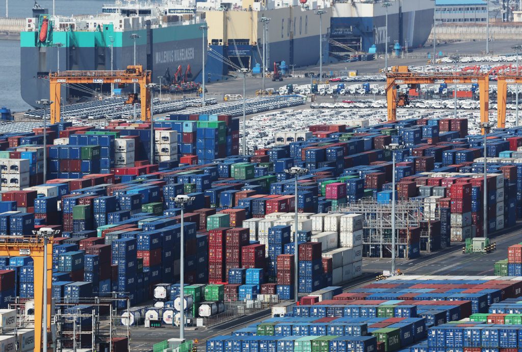 Government Vouchers and Financial Aid for Middle East Exporting SMEs