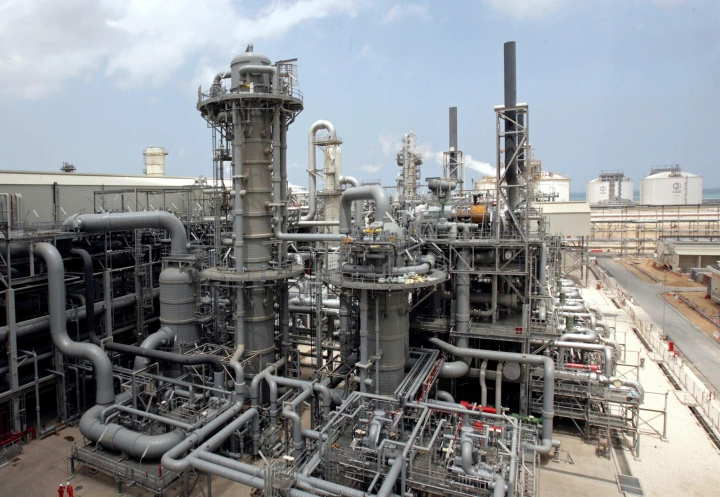 Iran Tensions Chip Supply Gas Risks