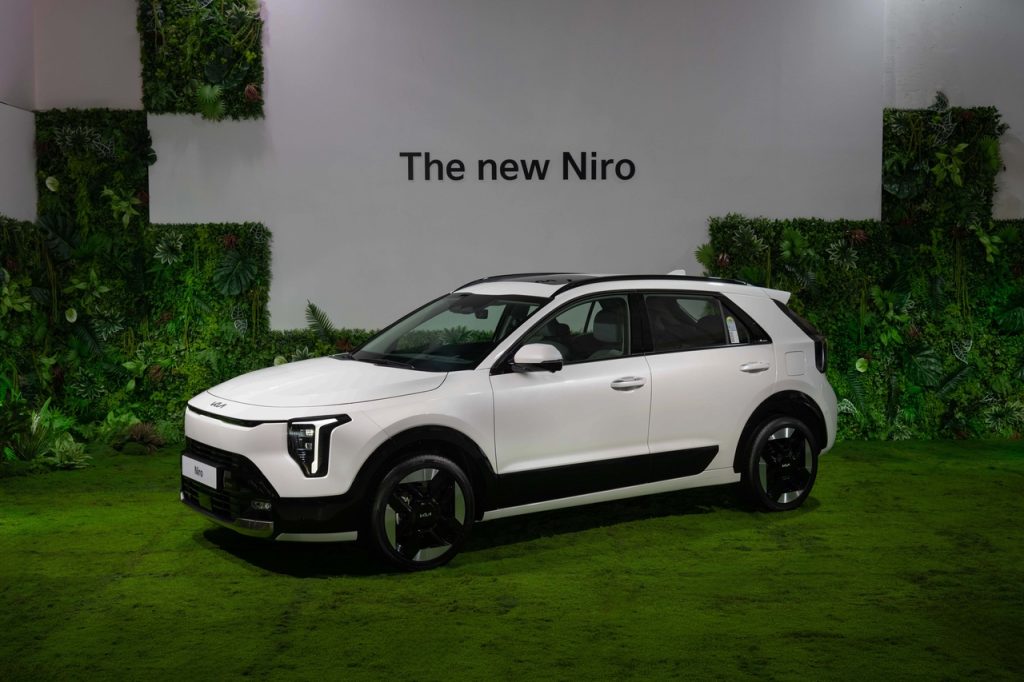 Kia Niro Hybrid Refresh, EV Discontinued