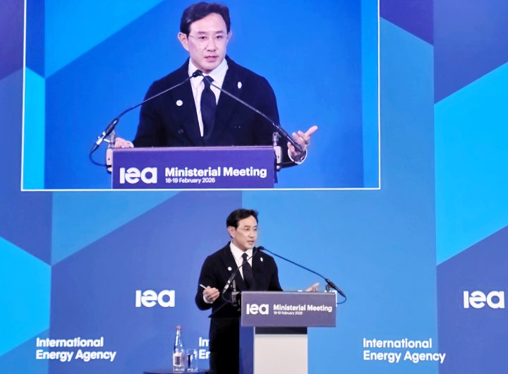 Korea Zinc Control Battle: Chairman Eyes Bain Capital Stake Buyback