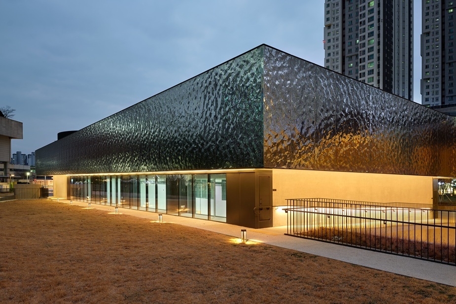 SeMA Opens Media Art Branch in Southwest Seoul