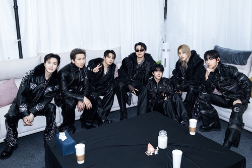 BTS' Arirang Tops Billboard 200 for Third Consecutive Week