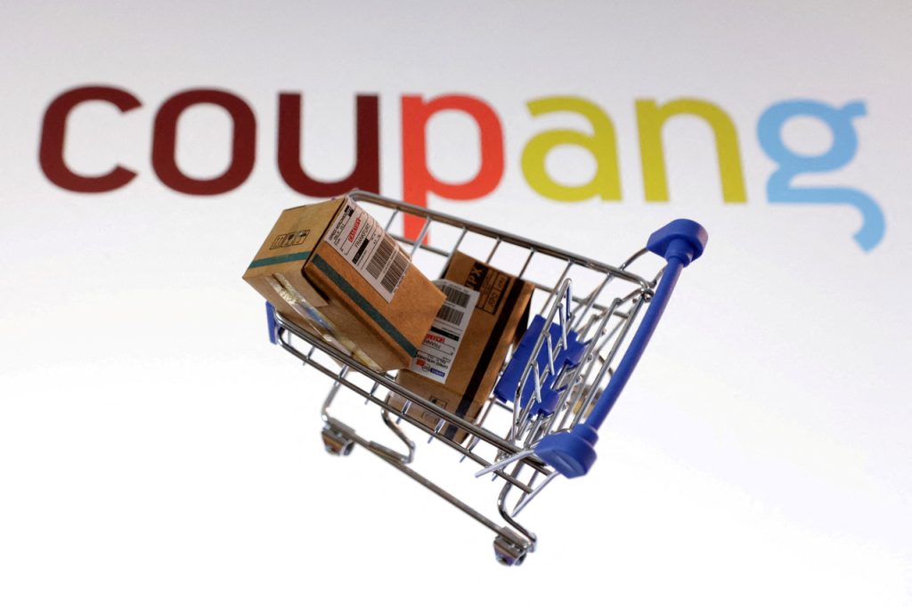 Coupang E-commerce Resilience Post Data Breach