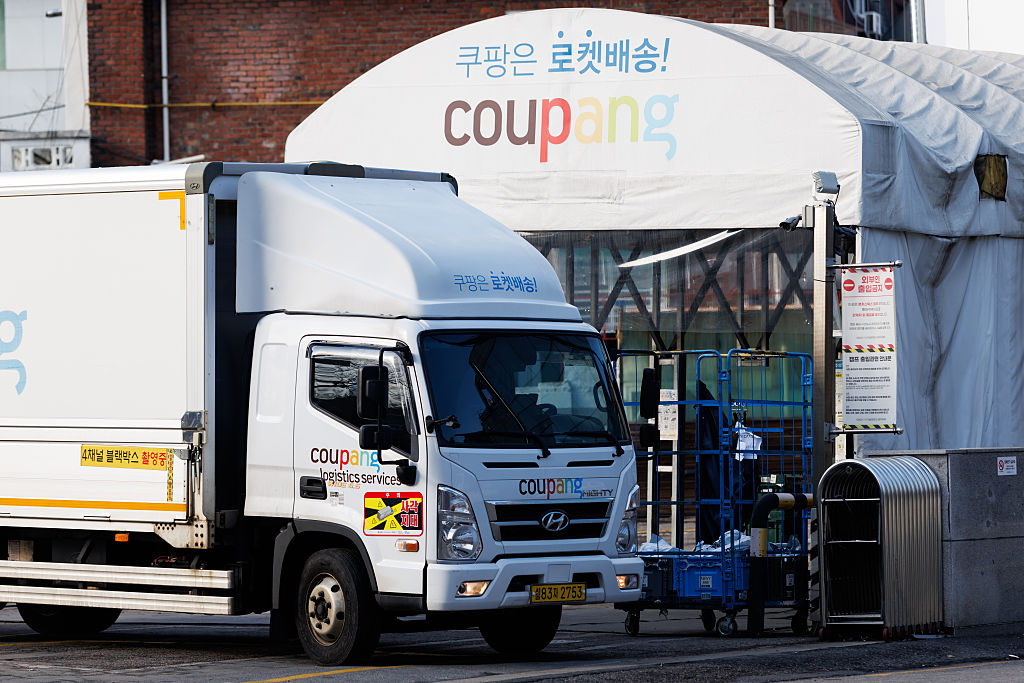 Coupang Pilots Autonomous Trucks for Faster Logistics
