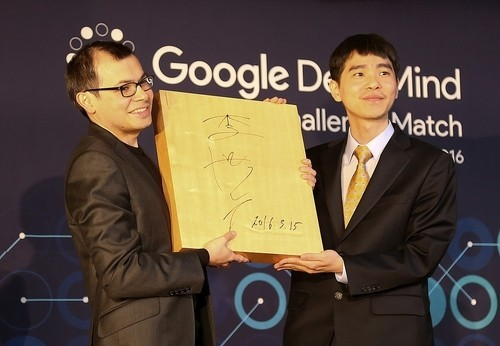 DeepMind CEO Hassabis Meets Lee Se-dol in Seoul: AlphaGo Legacy Revisited