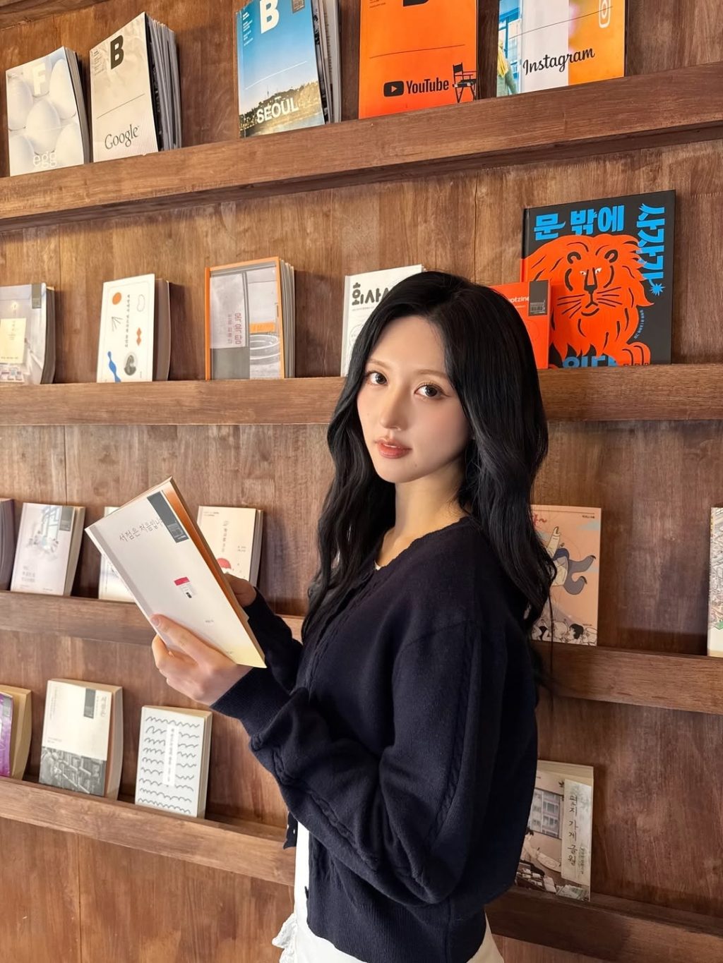 Gaeul (IVE) Appointed Reading Ambassador