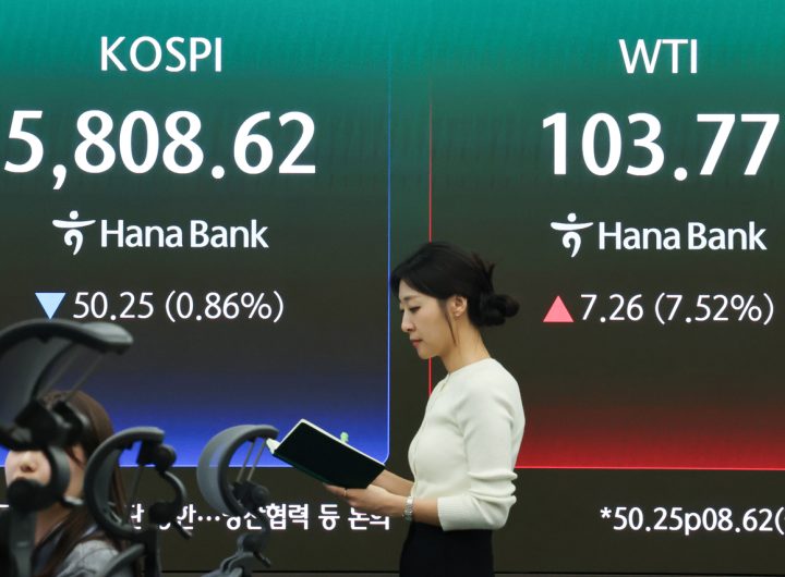Gov't Extends Fuel Price Caps for 2 Weeks