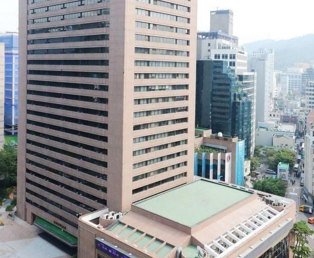 Hana Financial: Record Q1 Profit; Strong Fee Income Driver