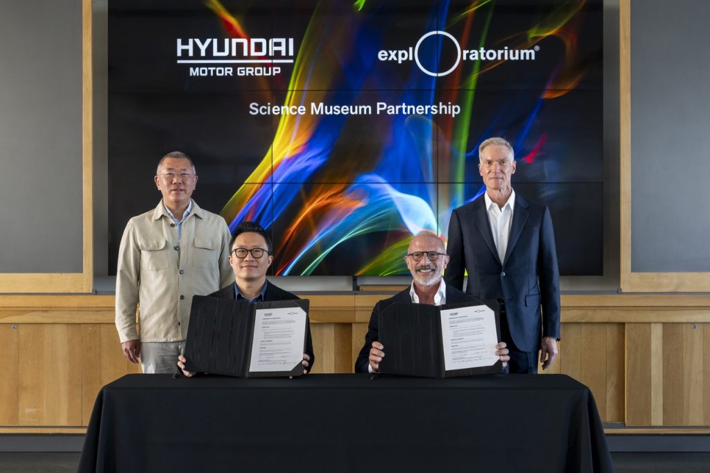 Hyundai Motor Unveils Exploratorium-Inspired Museum in Seoul