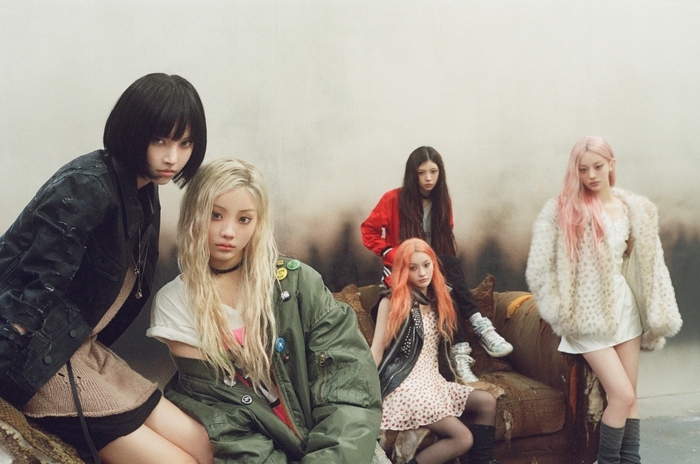 Illit Unveils Free-Spirited 4th EP Teaser