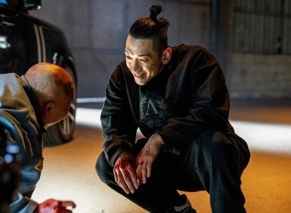 Jung Ji-hoon's 'Natural' Villain Debut in Bloodhounds Season 2
