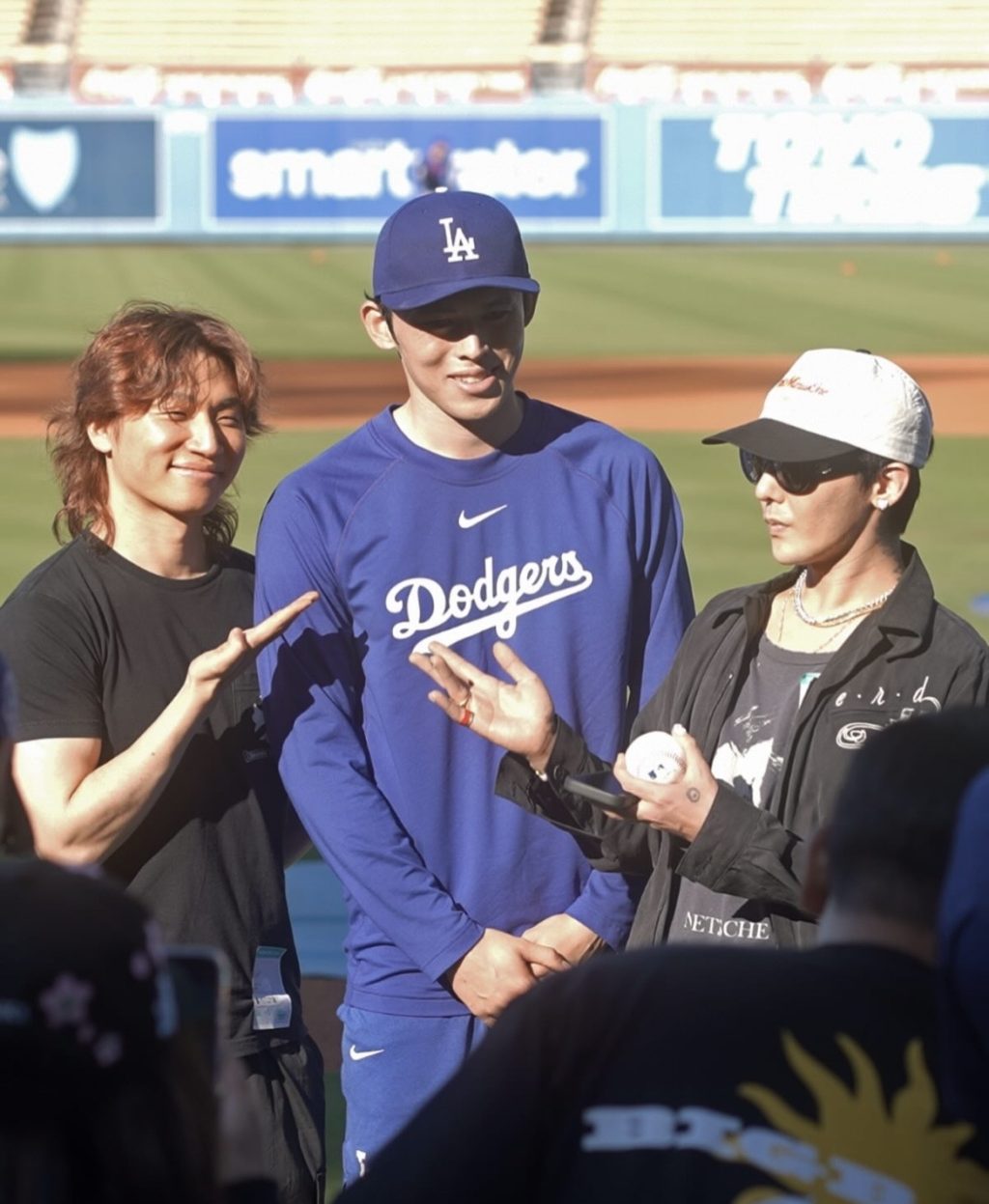 K-Pop BIGBANG Meets Dodgers' Sasaki