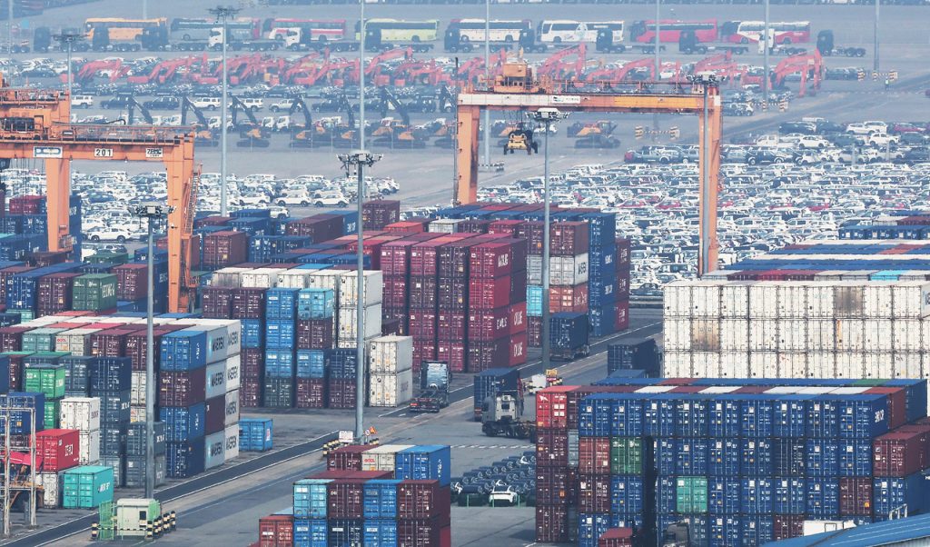 Korea Chip Exports Reach Record $80B