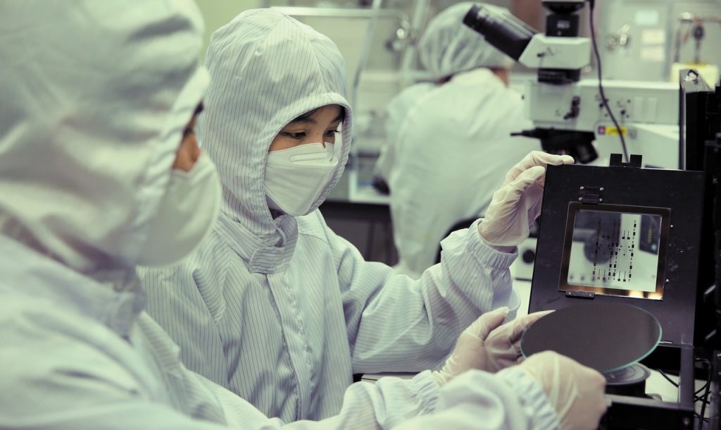 Korea Expands Chip Graduate Pipeline Sixfold From 2027