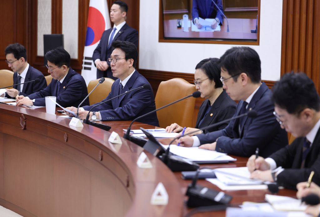 PM to Decide Fuel Price Cap Future Post-Review