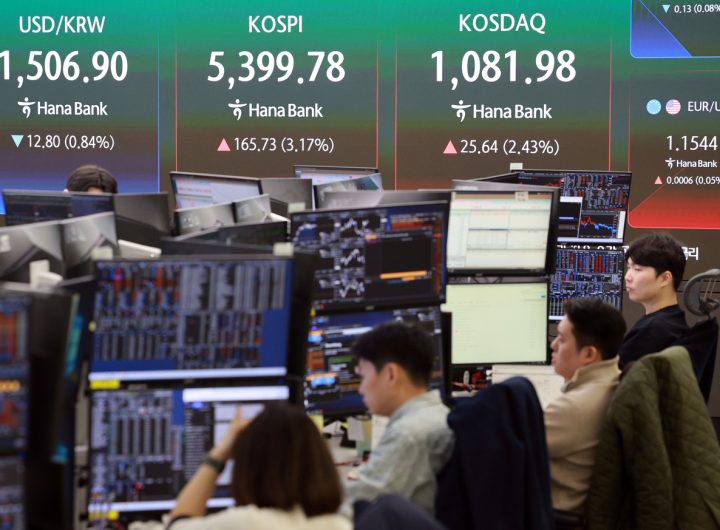 Seoul Stocks Open Higher: Strait of Hormuz Reopening Hopes