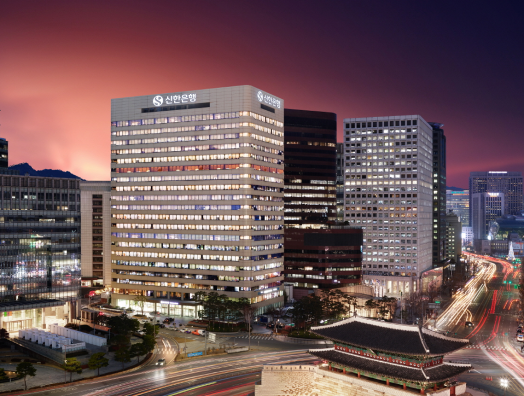 Shinhan Achieves Record Q1 Profit From Brokerage Growth