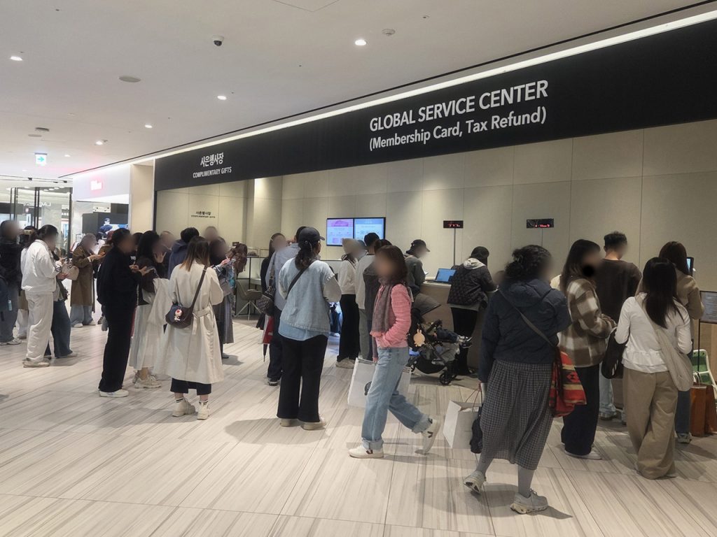 Shinsegae Targets Global Shoppers for Holiday Peak