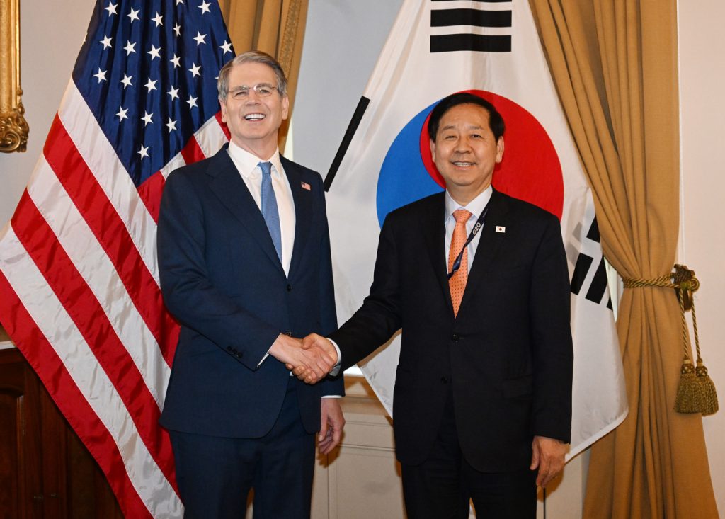 US, S. Korea Finance Chiefs Agree: Excessive Won Volatility Undesirable