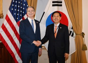 US, S. Korea Finance Chiefs Agree: Excessive Won Volatility Undesirable