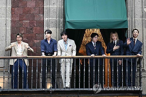 BTS Meets Mexican President: Mexico City Concerts