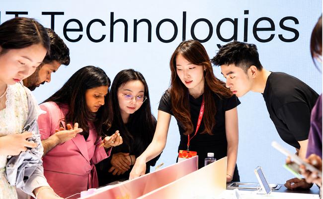 Cosmax China Unveils Next-Gen Bio Beauty Solutions at China Expo