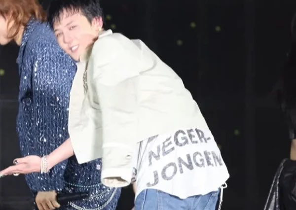 G-Dragon Agency Apology: Offensive Stage Outfit Wording