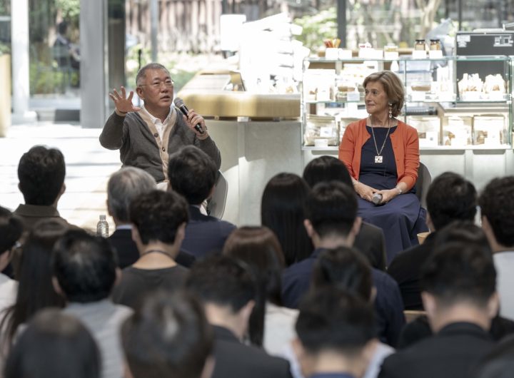 Hyundai Chief Emphasizes HQ Communication in Revamp