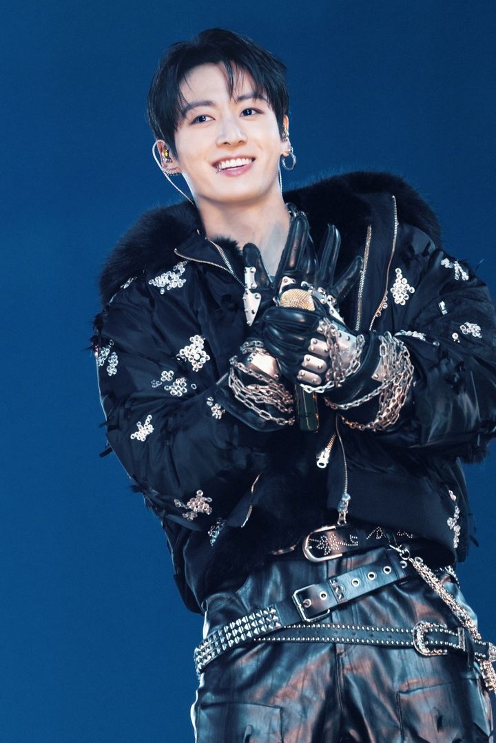 Jungkook Achieves 7 Billion Spotify Streams for Solo Content