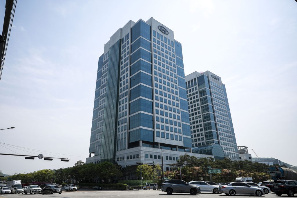 Kia Surpasses Hyundai in Korea Sales, First Time Since 1998