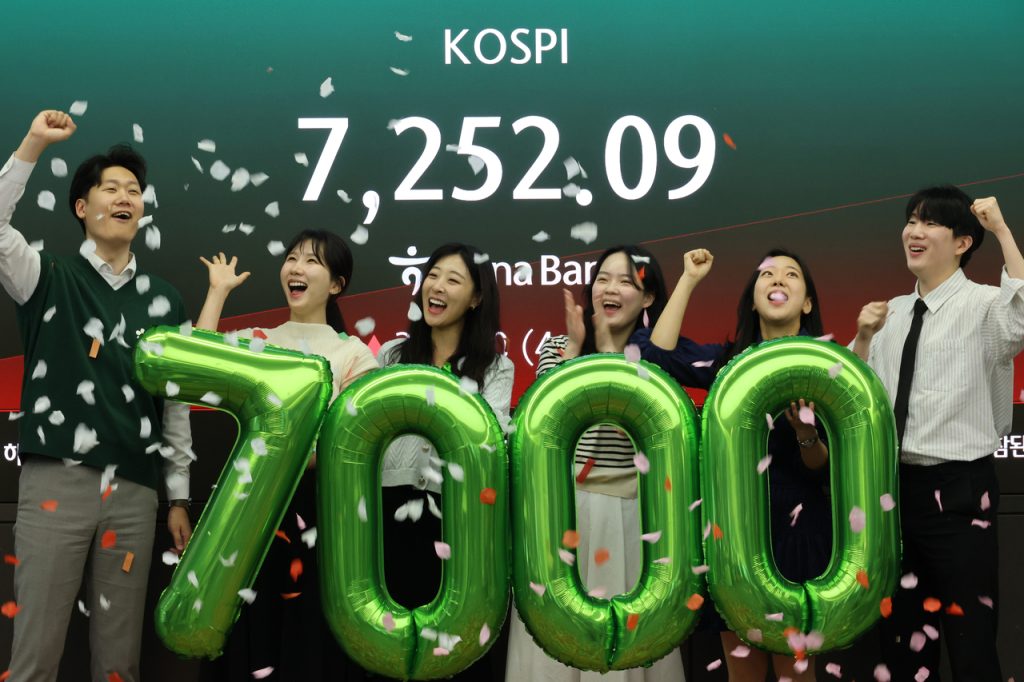 Kospi Hits Record 7,000
