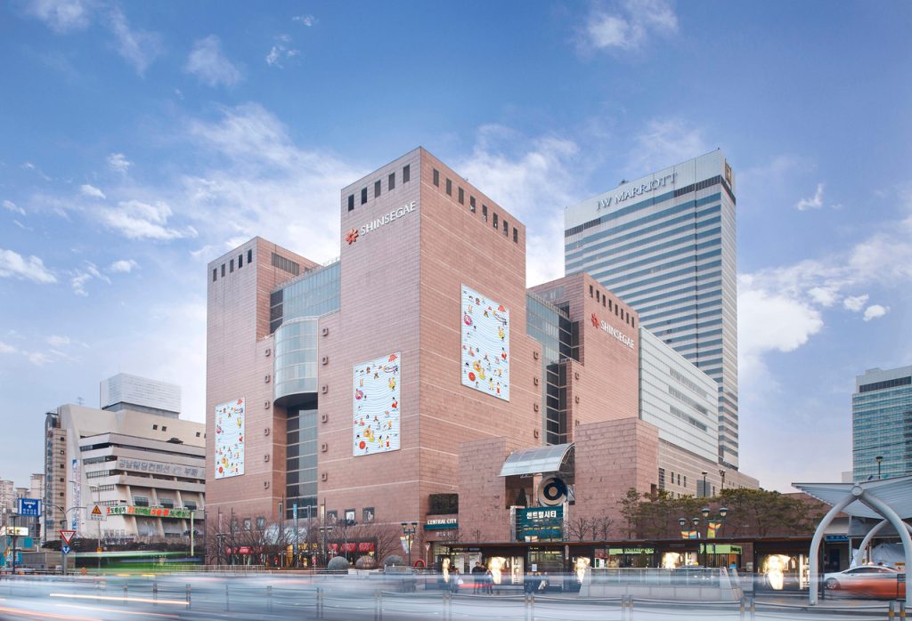 Luxury & Tourist Demand Fuel Shinsegae's Record Q1 Earnings