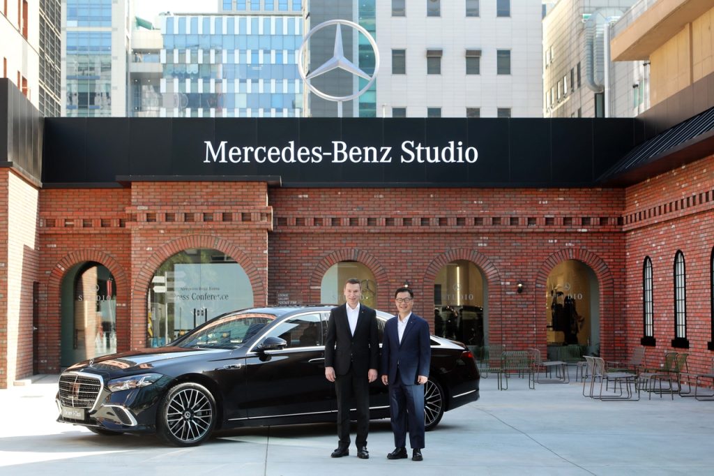 Mercedes-Benz Seoul Luxury Showcase