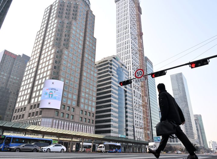 New Leveraged Samsung, SK Hynix ETFs Offer Cheap Entry, High Risk at W20,000