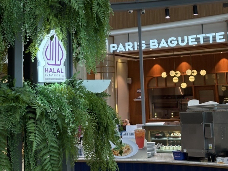 Paris Baguette Certified Halal in Indonesia