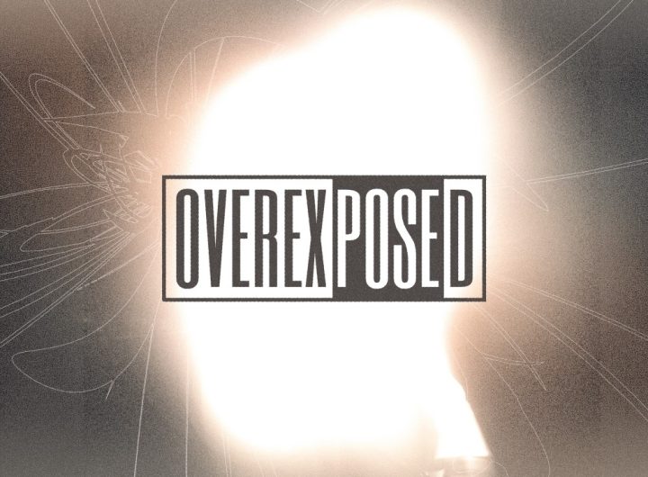 Sing 'Pose' in Spanish With Your Eyes Closed