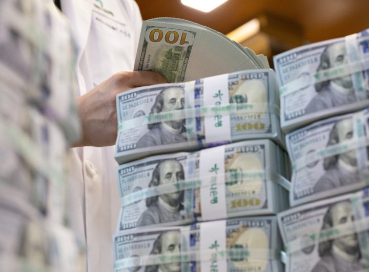South Korea to Begin 24/7 Won-Dollar Trading from July