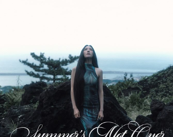 Tiffany Young 10th Solo Anniversary Single