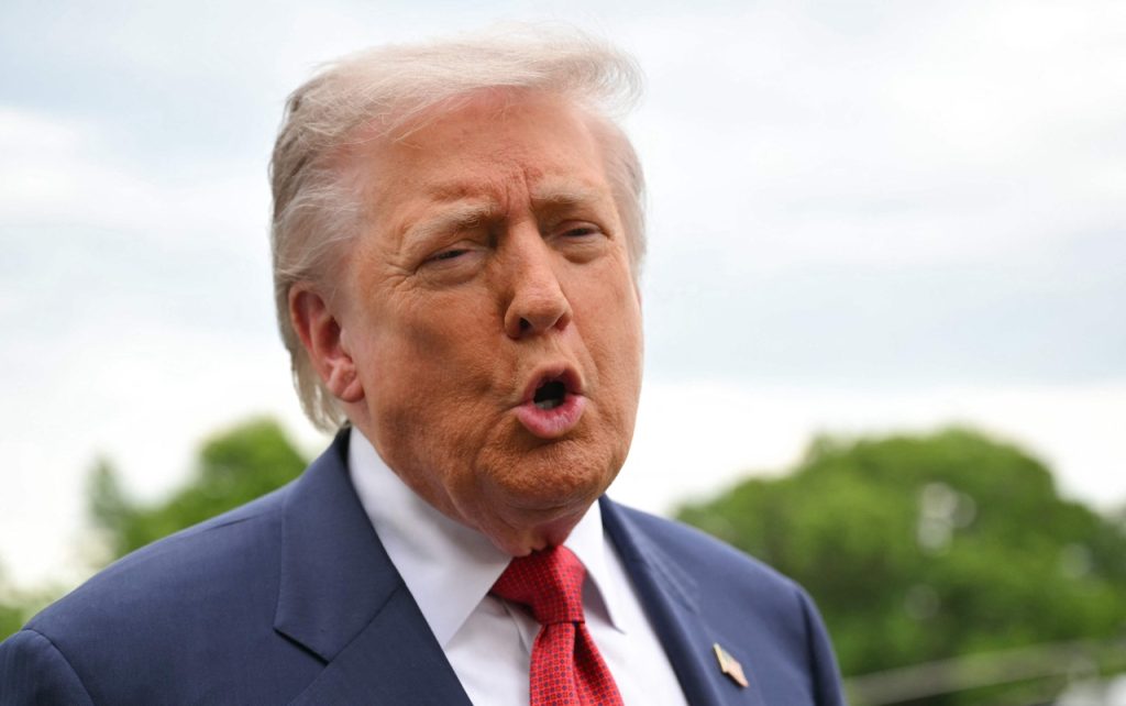Trump Declares 'I Love S. Korea' Amid Seoul-Washington Shipbuilding MOU